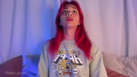 laurenn__1 online show from February 6, 3:10 am