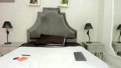 Lauren  online show from January 13, 3:38 pm