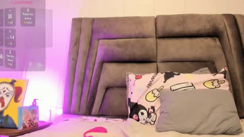 layla_clarke online show from October 3, 5:23 am