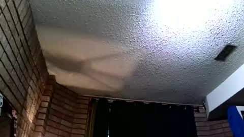 Layla Kills online show from January 10, 9:25 am