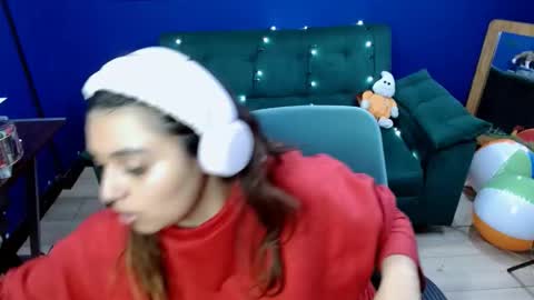 Snapshot of lcherryblossoml chatting on October 17, 2:15 am lcherryblossoml online show from October 17, 2:15 am