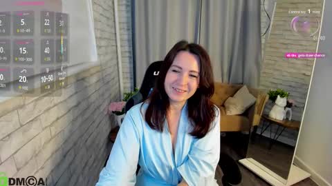 Snapshot of lea_shadom chatting on October 16, 12:57 am Lea online show from October 16, 12:57 am