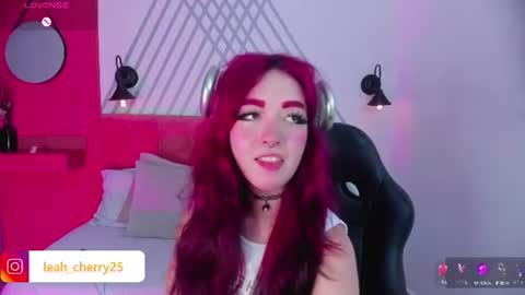 Leah online show from June 11, 11:56 pm