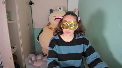 Laura online show from February 27, 2:55 am