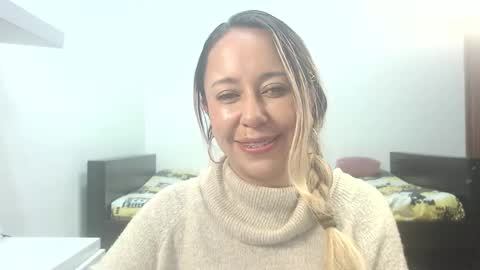 leah_susman online show from March 6, 3:45 am