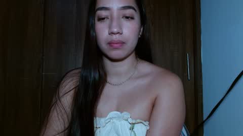 Snapshot of leanaalhub chatting on December 21, 11:56 pm leanaalhub online show from December 21, 11:56 pm