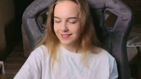 Leia online show from July 1, 2:16 pm