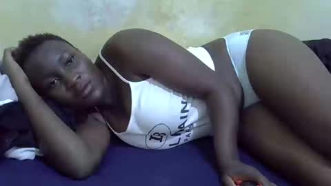 leilah_cute19 online show from March 27, 9:10 am