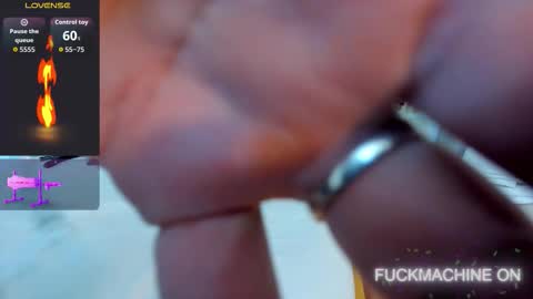   online show from November 28, 7:28 pm