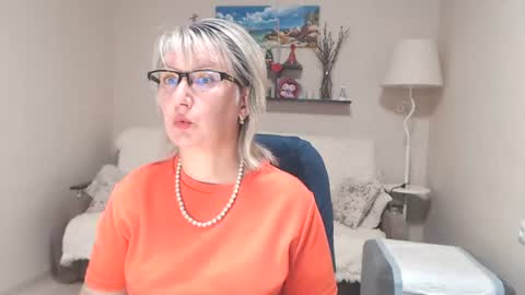 Leila Kinky online show from July 21, 7:09 am