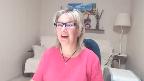 Leila Kinky online show from July 7, 3:53 am