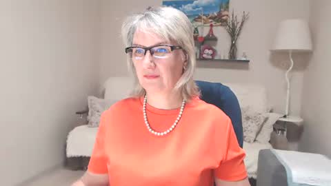 Leila Kinky online show from July 26, 5:59 am