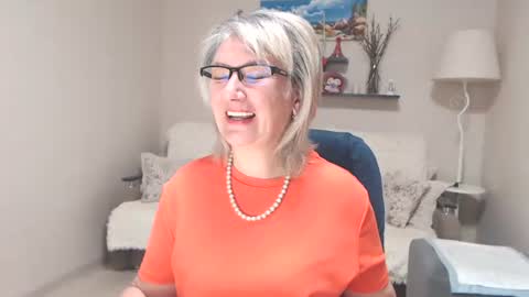 Leila Kinky online show from July 28, 4:21 am