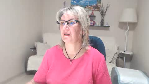 Leila Kinky online show from July 7, 7:23 am