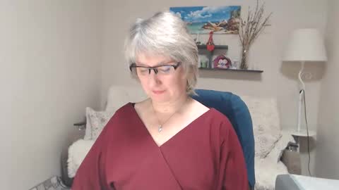 Leila Kinky online show from December 5, 4:56 am