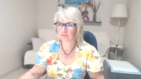 Leila Kinky online show from June 27, 12:22 pm
