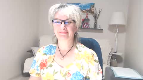 Leila Kinky online show from June 19, 2:27 am