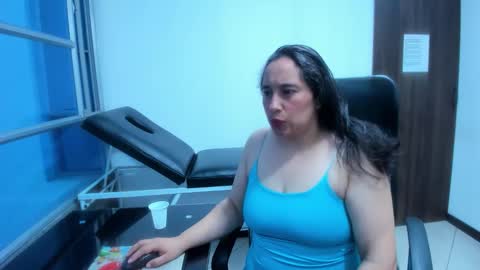 Leila online show from February 7, 12:20 pm