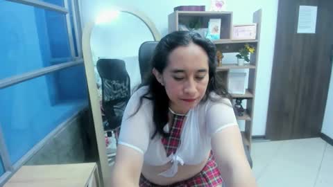 Leila online show from October 26, 12:55 pm