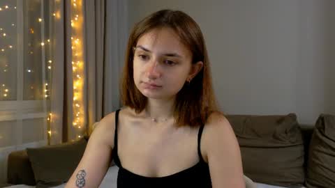 Lelia online show from August 1, 9:39 pm