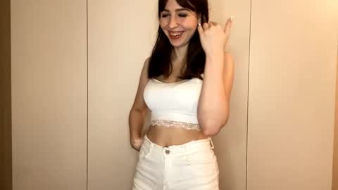 Clare online show from February 22, 5:03 pm