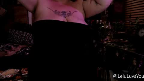 Lelu Fallas online show from November 1, 7:34 am