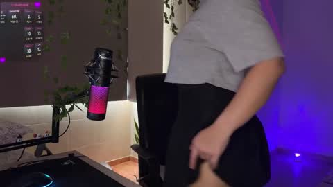 Lemi online show from November 19, 10:37 am