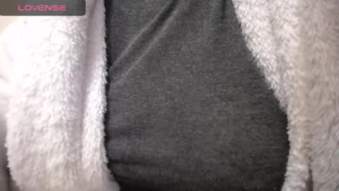 lenagolden online show from October 29, 12:20 pm