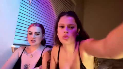 Snapshot of lenawestttt chatting on October 26, 11:22 pm Lena online show from October 26, 11:22 pm