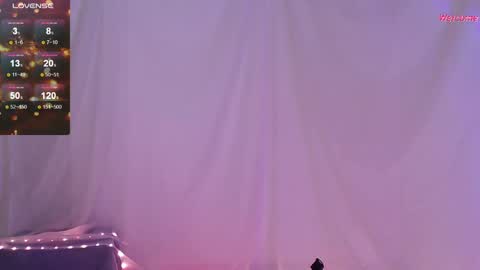 Snapshot of leonora_luxry_ chatting on January 3, 7:50 pm My name is Leonora  Pleasures to see you  Follow me here and instagram  online show from January 3, 7:50 pm