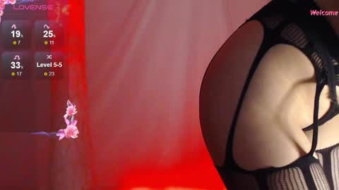 Snapshot of leonora_luxry_ chatting on January 9, 5:13 am My name is Leonora  Pleasures to see you  Follow me here and instagram  online show from January 9, 5:13 am