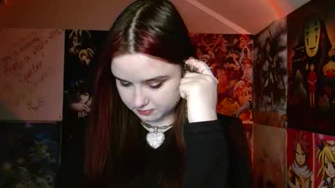 little secret online show from February 20, 6:26 am