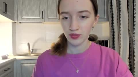  LESLIE   online show from December 16, 6:58 pm