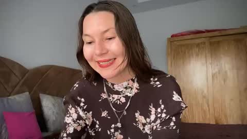 Snapshot of lessya_magic chatting on December 9, 7:17 am lessya_magic online show from December 9, 7:17 am