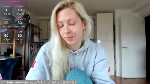 LeaVixx online show from February 28, 10:58 am