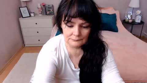 Mary online show from May 29, 12:36 pm