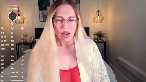 Lexy - Follow me online show from September 11, 7:20 am