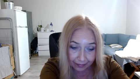 Lexie online show from February 27, 3:15 pm