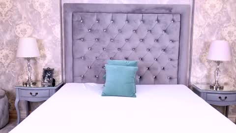 Lexi Riley online show from December 3, 6:49 am