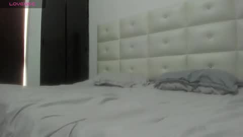 LEXXI online show from December 2, 3:03 pm