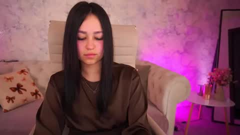 Lexi online show from May 16, 7:11 am