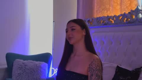 LexyBanks online show from June 9, 8:03 am