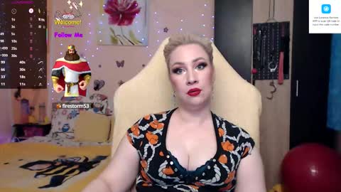 Snapshot of lexygold chatting on October 4, 4:33 pm Lexy online show from October 4, 4:33 pm