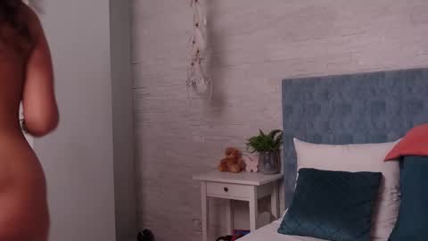 Snapshot of leylagracey chatting on October 16, 4:48 am LeylaGracey online show from October 16, 4:48 am