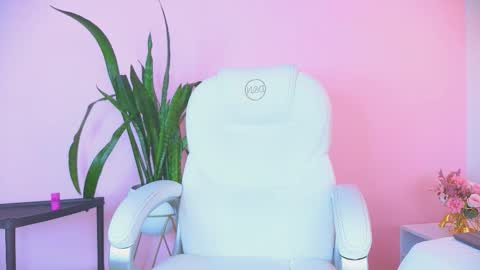 Leyla online show from January 9, 11:47 am