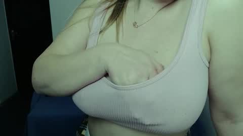 li_lit online show from February 5, 10:51 am