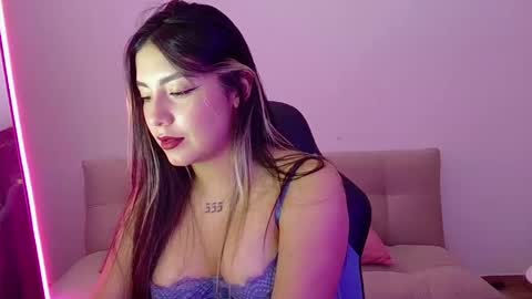 Lia  online show from April 3, 11:25 pm