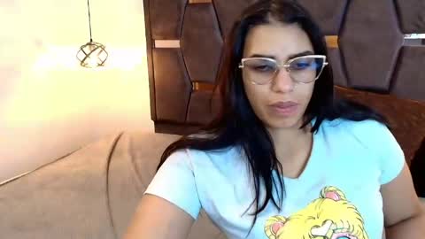  LIA  online show from April 11, 11:58 am