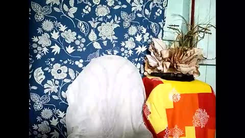 Lia online show from December 22, 3:15 pm