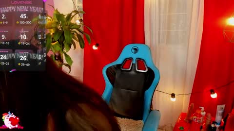 lia_little18 online show from April 2, 9:12 pm